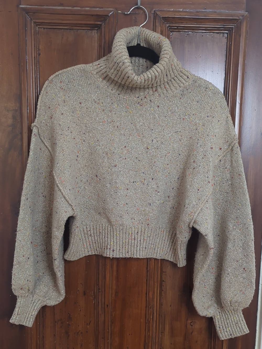 Le Lis Collection Flecked Cropped Turtleneck Sweater Size M
